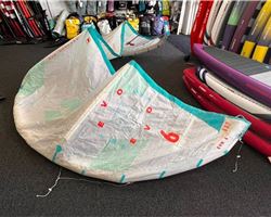 Duotone Evo 6 metre kitesurfing kite