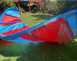 Cabrinha Switchblade 10 metre kiteboarding kite