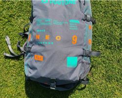 Duotone Neo Sls 9 metre kiteboarding kite