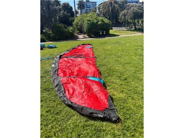 2024 Naish Pivot - 8 metre