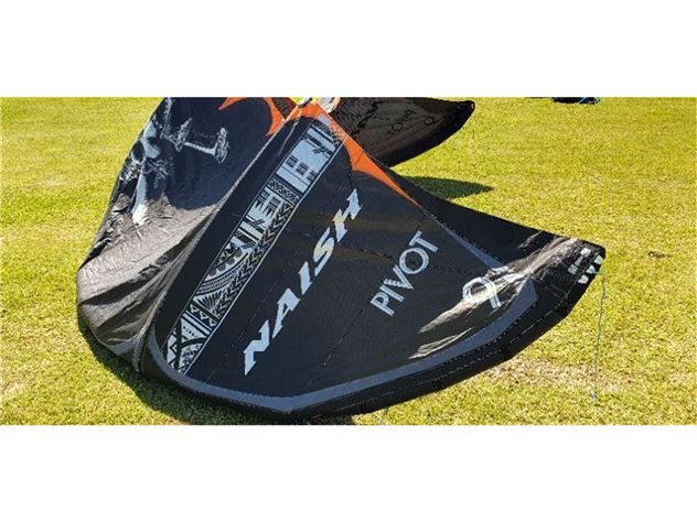 2021 Naish Pivot Le S25 - 9 metre