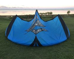 Naish S26-Pivot 12 metre kitesurfing kite