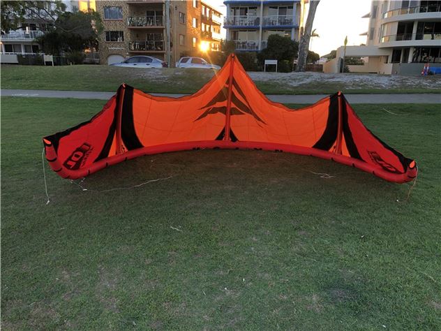 2022 Naish S26-Pivot - 10 metre