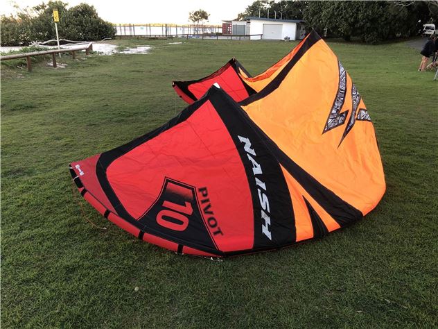 2022 Naish S26-Pivot - 10 metre