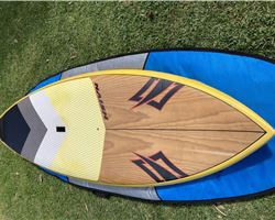 Naish Hokua 8'8" Gtw 32 inches 8' 8" stand up paddle wave & cruising board