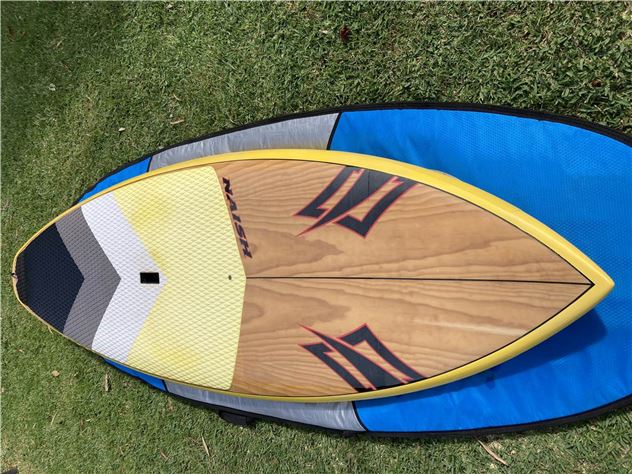 Naish Hokua 8'8" Gtw - 8' 8", 32 inches