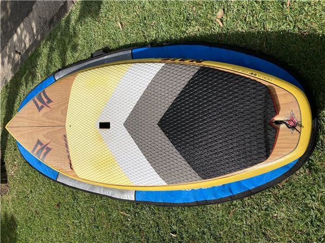 Naish Hokua 8'8" Gtw - 8' 8", 32 inches