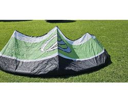 Ozone Instinct Sport 2 13 metre kiteboarding kite