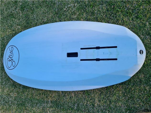 2023 SMIK Carbon Wing Foil Board V3 - 4' 8", 63 Litres