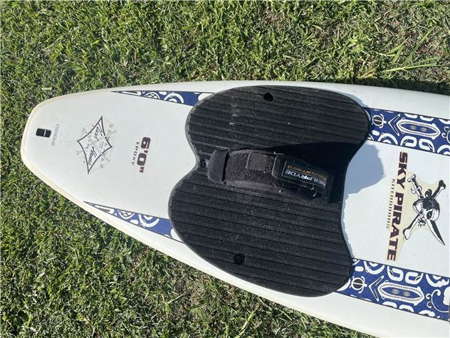 Naish Sky Pirate 6' - 6' 0"