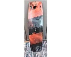 Cabrinha Ace Carbon kiteboarding twintip