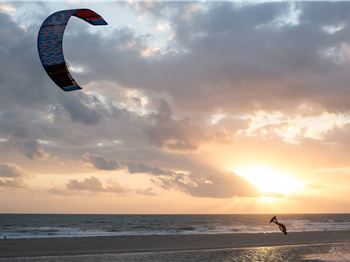 Chapter One - A story about how kiteboarding became great. - Kitesurfing News