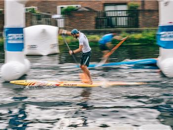 Casper Steinfath Pushes Through Injury for APP Podium - Stand Up Paddle News