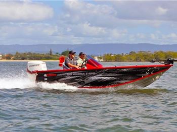 Long weekend boating tips - stay safe! - Power Boats News