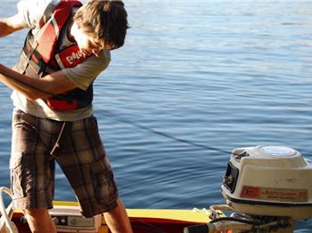 Outboard Motor Maintenance Tips - Power Boats News