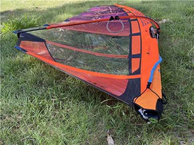 2025 Neil Pryde V8 - 6.2 metre