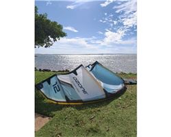 Ozone Edge Vt Ultra 12 metre kiteboarding kite