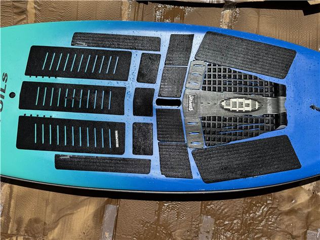 2023 DC Custom Wing/Sup 126 Litres - 6' 6"