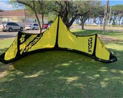 Ozone Catalyst V2 9.5 metre kiteboarding kite