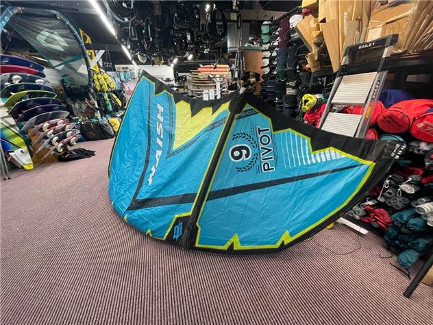 2017 Naish Pivot - 9 metre