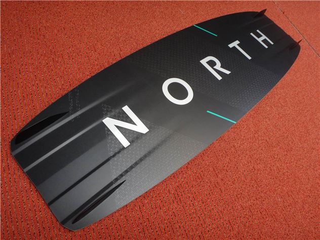 2021 North Carbon Atmos - 136 cm