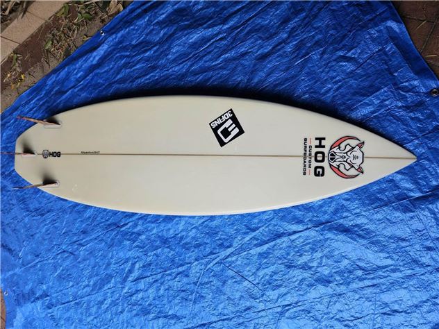 Hog Custom With Free Accessories Square Tail Thruster - 6' 2"