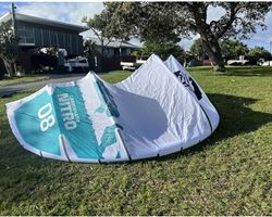 Cabrinha Nitro 8 metre kitesurfing kite