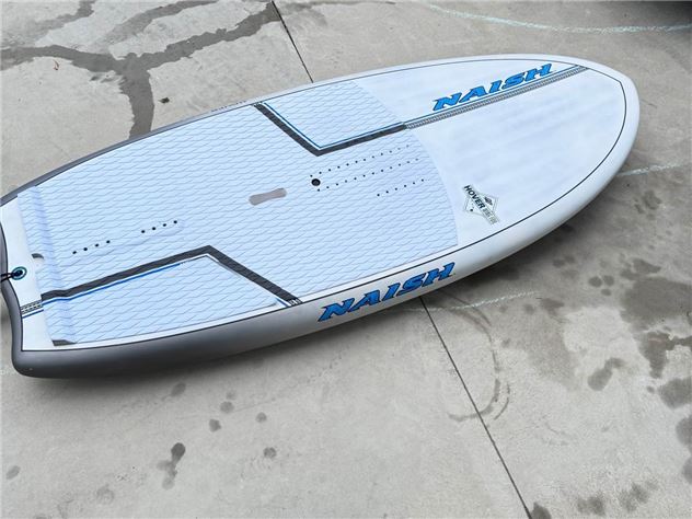 2022 Naish Hover Carbon Ultra - 5' 10", 110 Litres