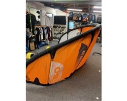 Ozone Edge V12 9 metre kitesurfing kite