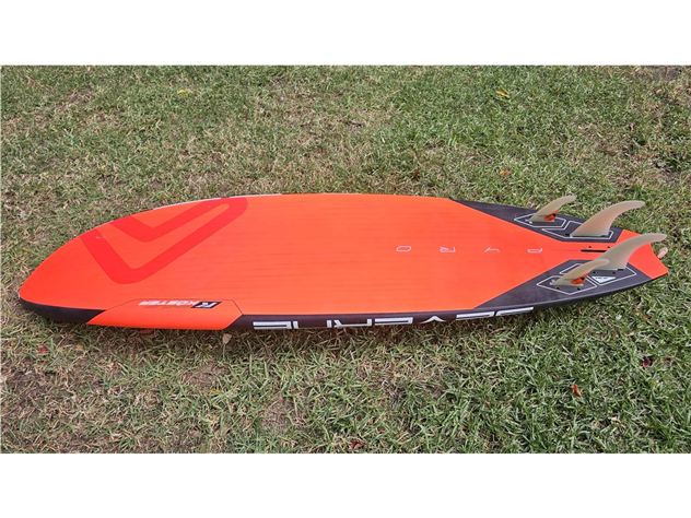 2023 Severne Pyro - 224 cm, 99 litres