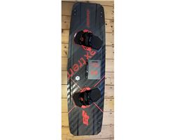 CrazyFly Raptor Extreme 142 cm kitesurfing twintip