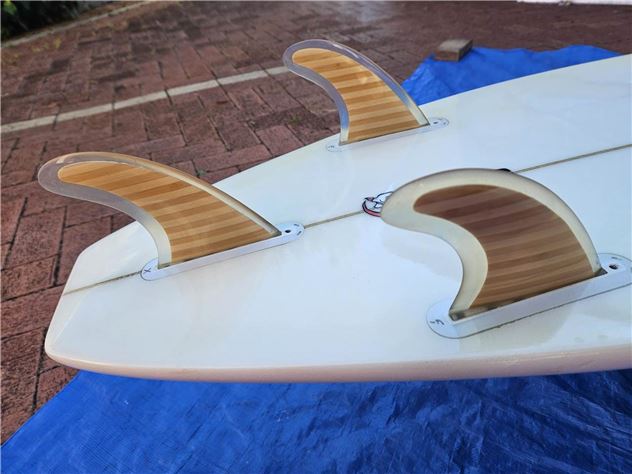 Hog Custom Thruster Square Tail 6 Feet 6 Inches - 6' 6"