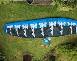 Flysurfer Peak 4 8 metre kiteboarding kite