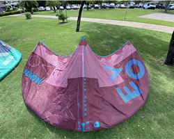 Duotone Evo 12 metre kitesurfing kite