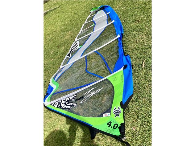 Ezzy Sails Wave Tiger - 4 metre