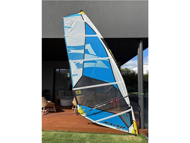 Naish Force 5 Batten Performance Wave - 5.7 metre