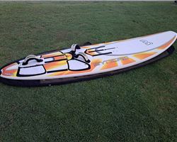 Mistral Syncro 103 litre 249 cm windsurfing board