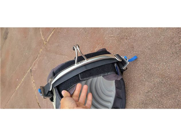 2 Harnesses S & L Sizes