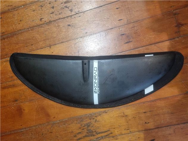 Konrad Flyr Front Wing - 1550 cm