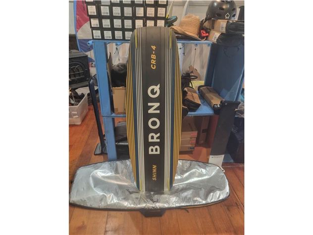 Shinn Bronq - 137 cm