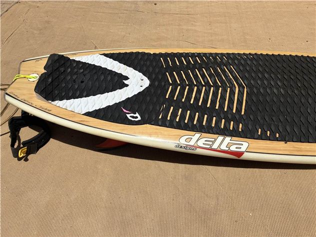 2020 Delta Wave Kie Surf Board - 511 cm