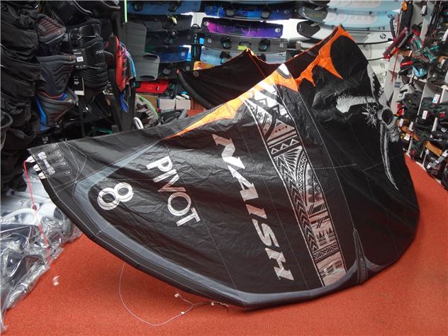 2021 Naish S26 Pivot - 8 metre