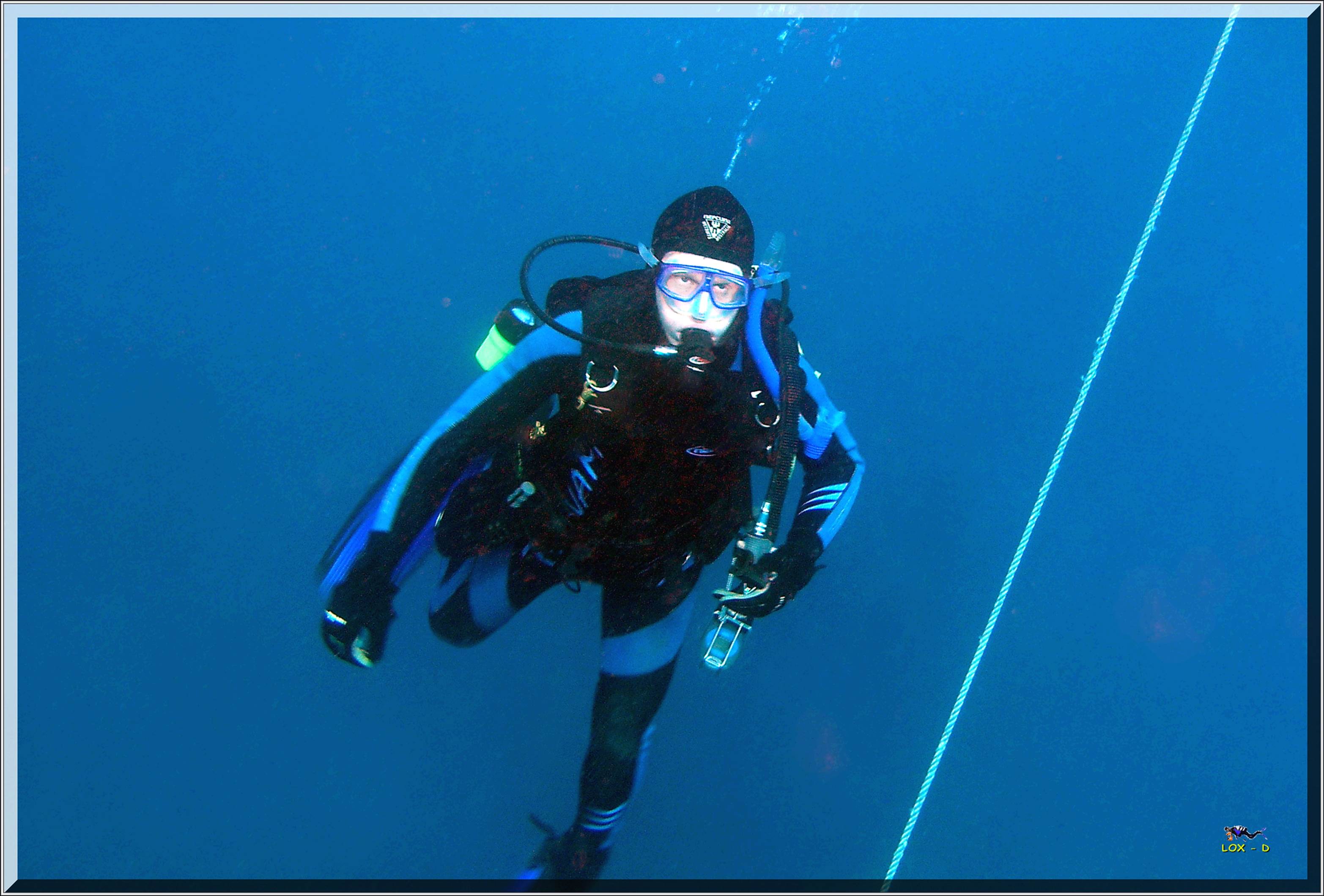 LoxPix Sub-Aqua Image