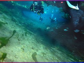 LoxPix Sub-Aqua Image