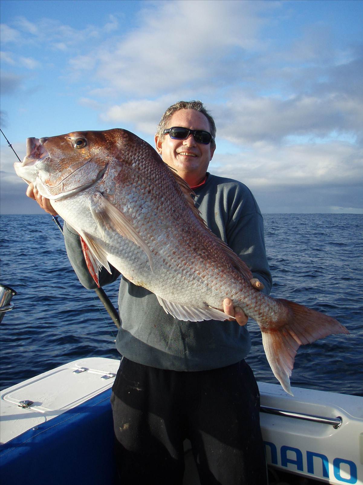 11 kg pinky on 12 kg mono