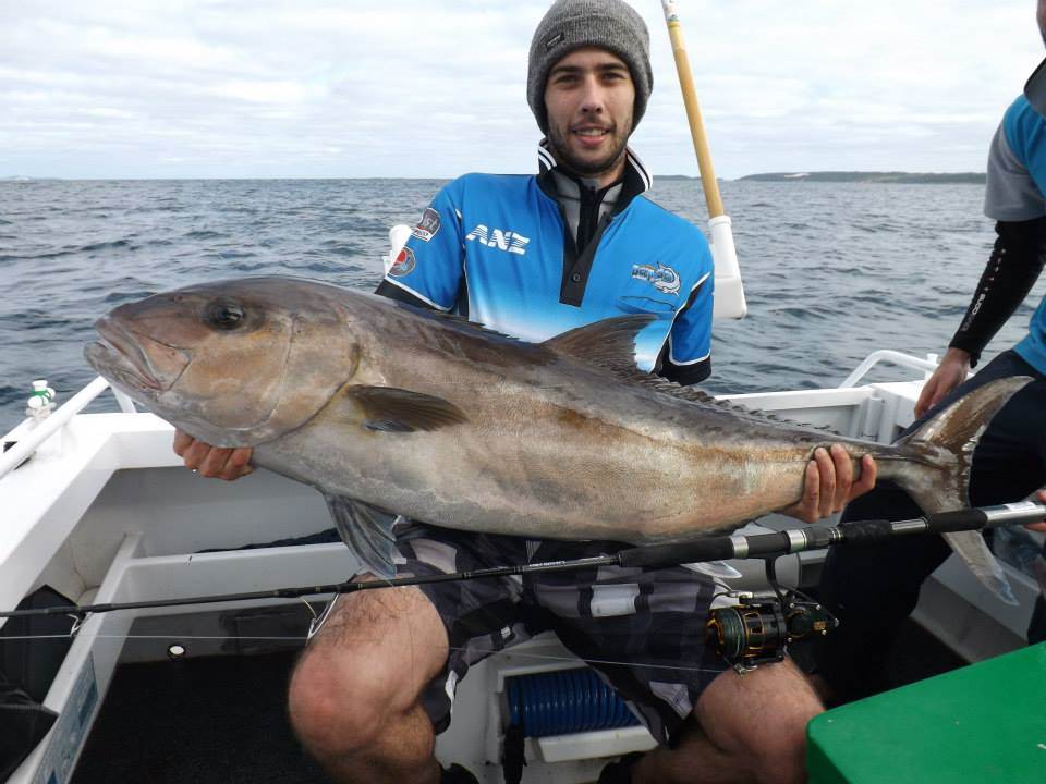 25kg Sambo using Samaki Vanquish Jig rod and Penn Torque
