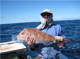 capt. jak with a nice pinkie, with micheal jackson glove!