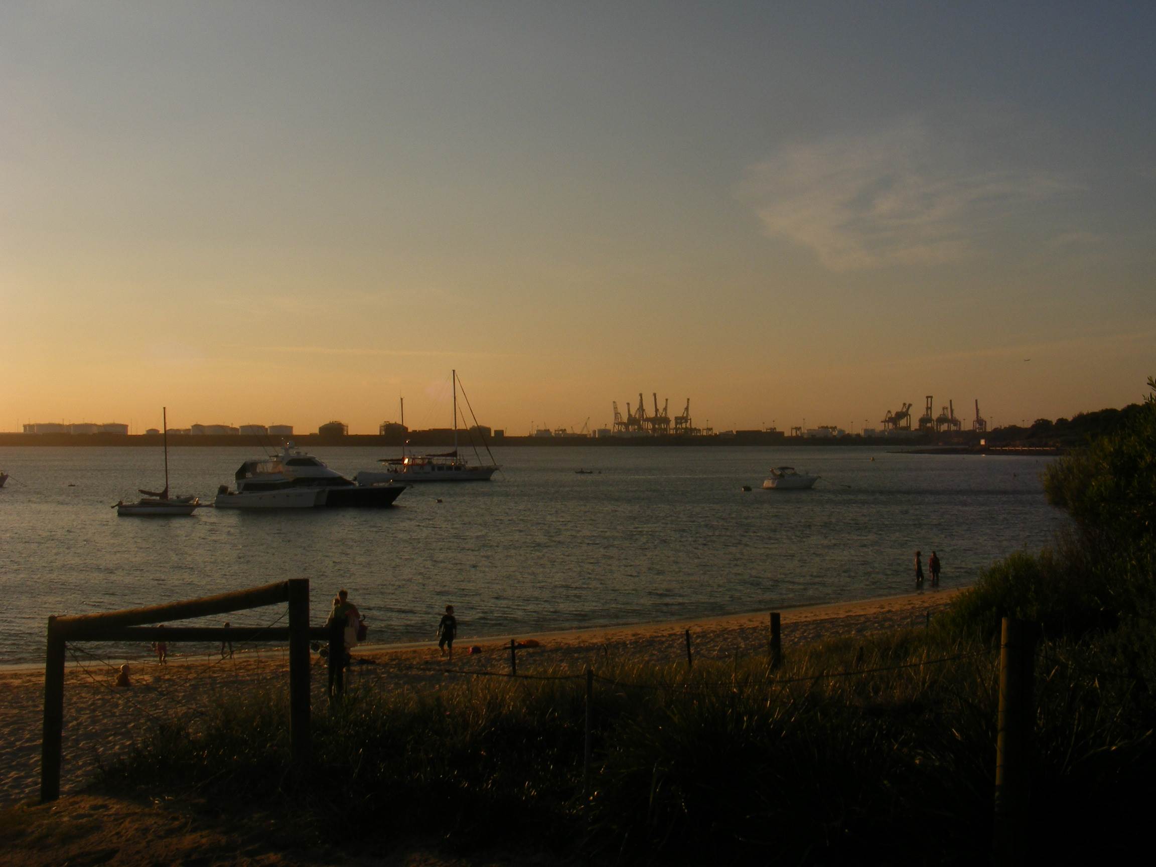 2010 0405BlueMtnsSouthCoast0036