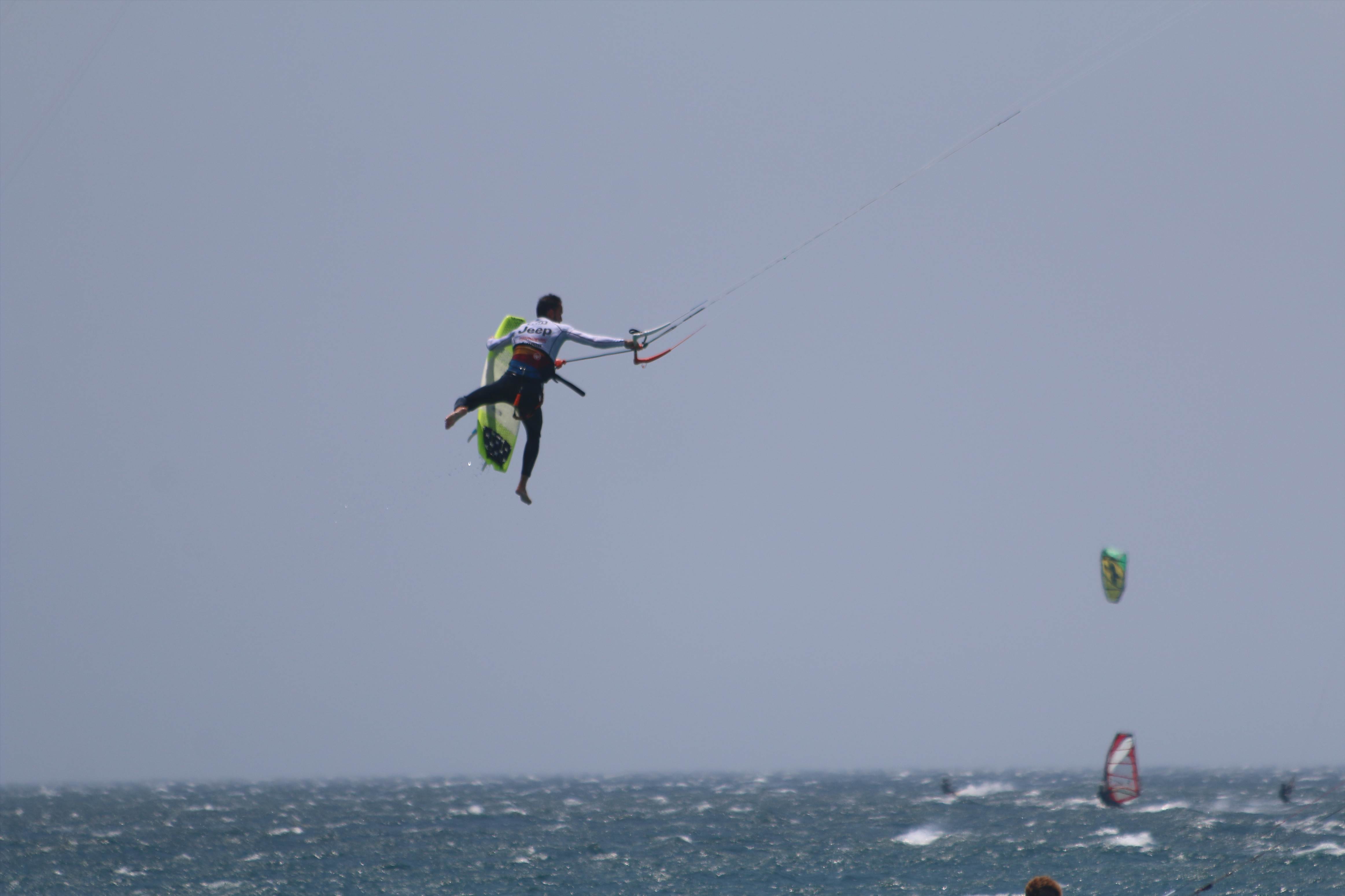 TARIFA STRAPLESS KITESURFING PRO 2016