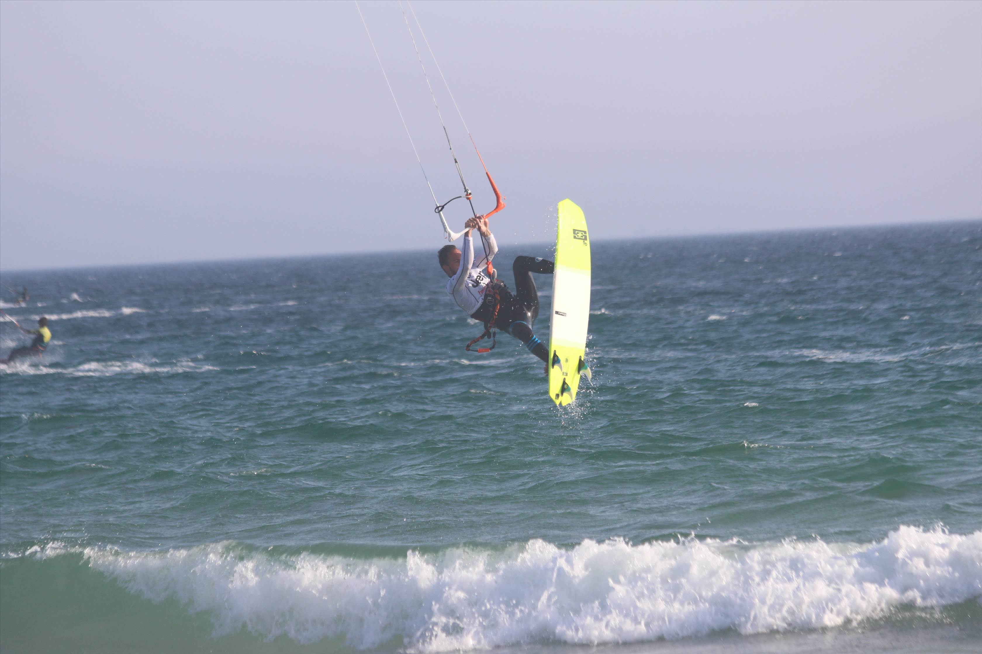 TARIFA STRAPLESS KITESURFING PRO 2016